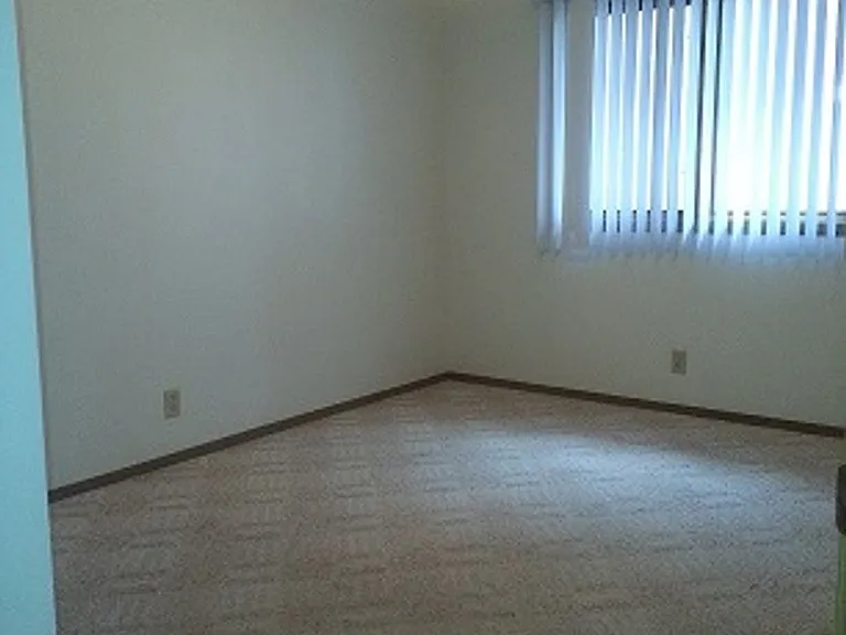 5125 Huntington Ave — Photo 2