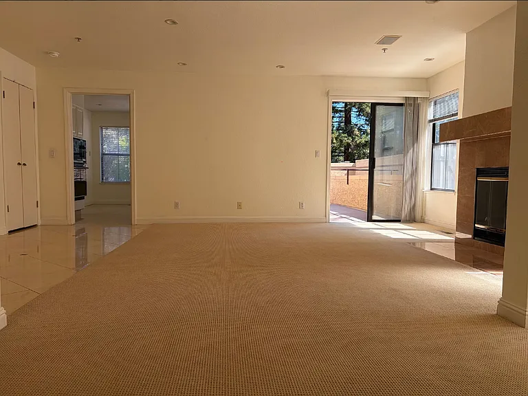 3279 Mount Diablo Ct #17 — Photo 2