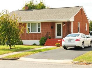 4904 Rutgers St NW, Roanoke, VA 24012