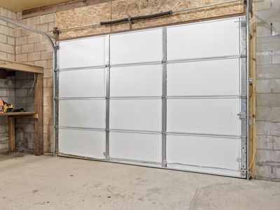 313 S 2nd St, Manchester, IA, 52057