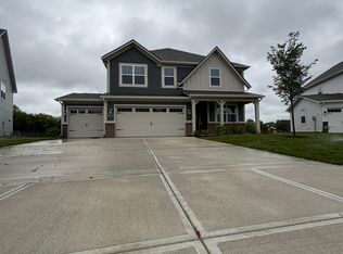 7357 Fallsworth Dr, Avon, IN 46123