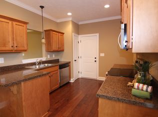 719 Asbury Hawn Dr, Lebanon, TN 37087