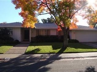 44 Saratoga Cir, Sacramento, CA