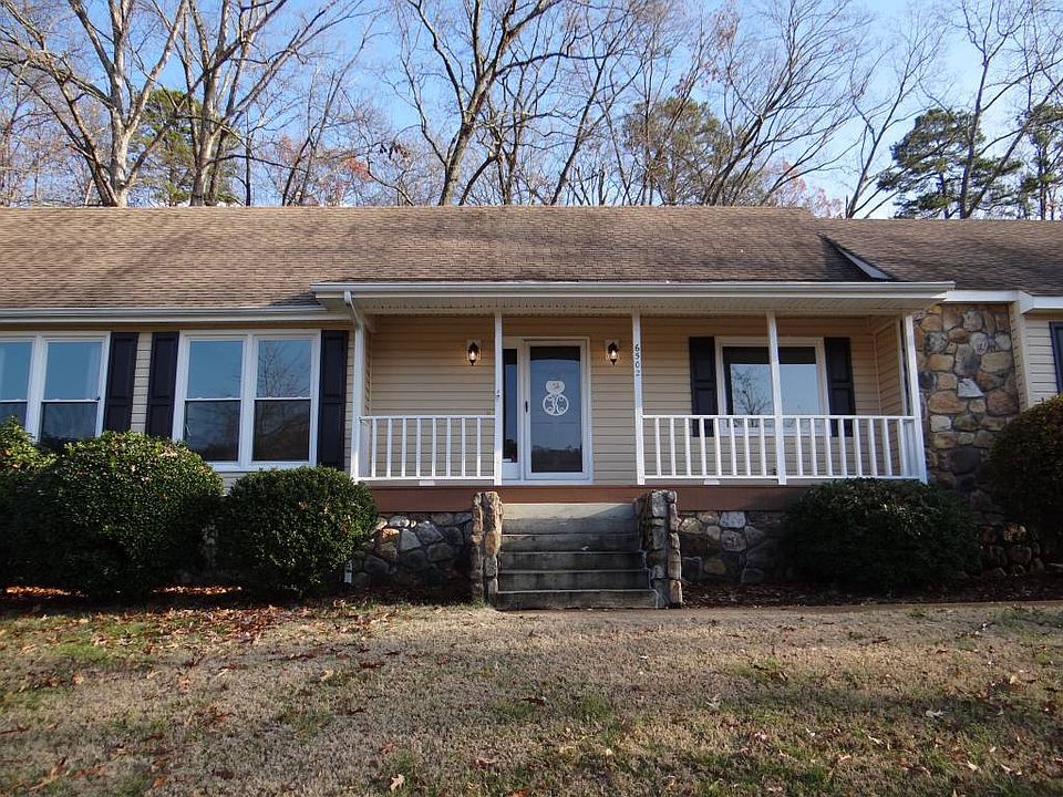 2nd image of 6502 Fox Den Ln