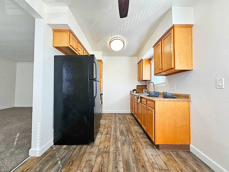 4418 Bond St — Photo 26