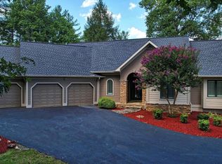 206 Barlow Fields Loop, Hayesville, NC 28904