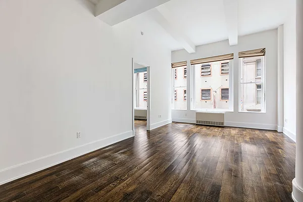 Rented by Compass | media 9