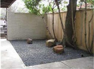 1222 Welch St APT 6, Houston, TX 77006