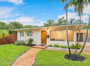 2001 NE 4th Way, Boca Raton, FL 33431