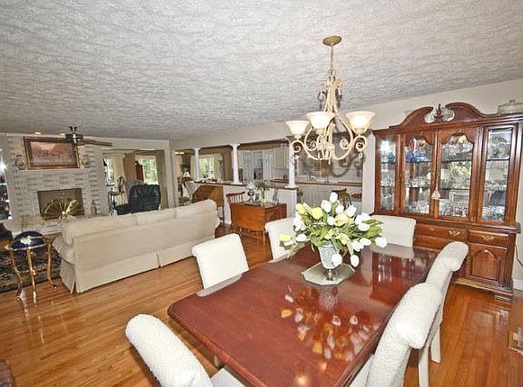 5th image of 111 Midland Dr