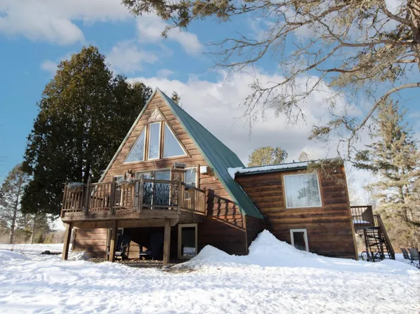 2643 Lauren Rd, Duluth, MN 55804