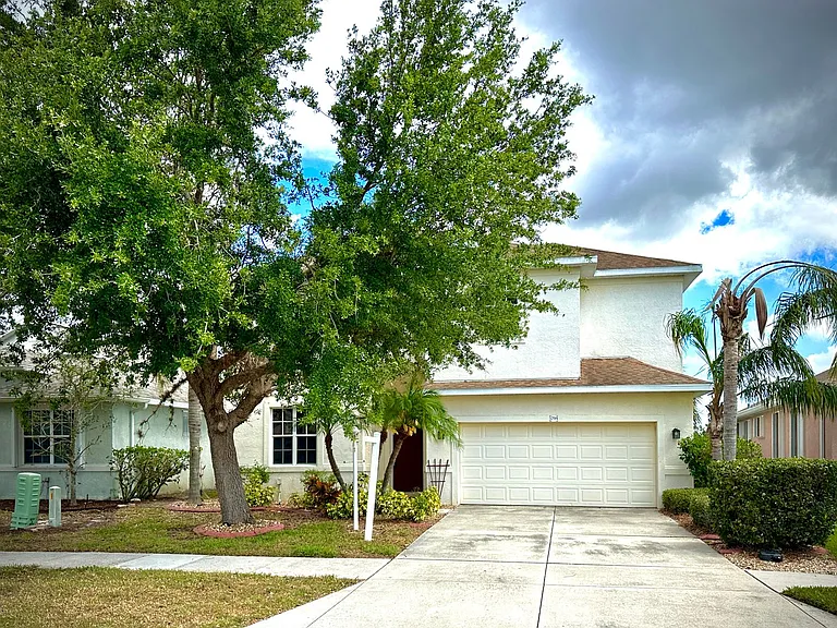1799 Scarlett Ave — Photo 3