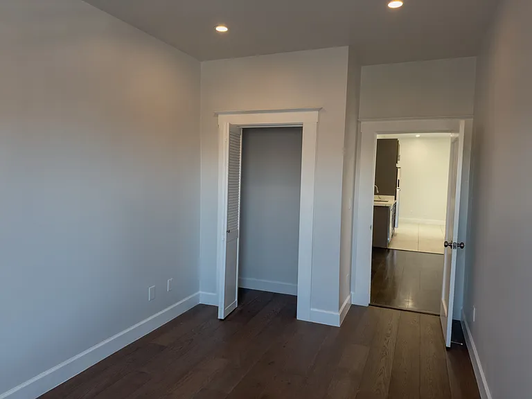 1511 Golden Gate Ave #4 — Photo 11