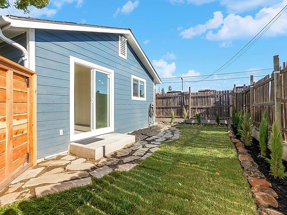2nd image of 2444 Connie Dr #3