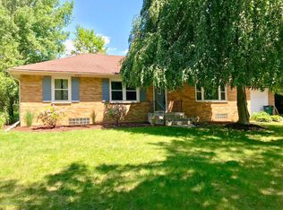 2824 E Westchester Rd, Lansing, MI 48911