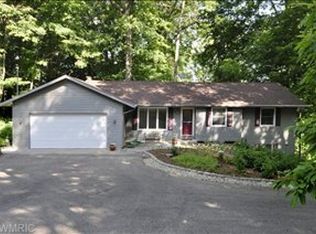 14128 S Lake Doster Dr, Plainwell, MI 49080