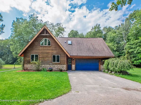 10471 N Royston Rd, Grand Ledge, MI 48837