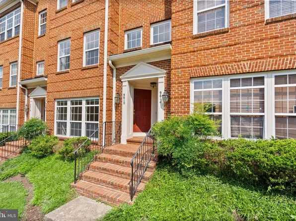 9612 Wigfall Way, Manassas Park, VA 20111