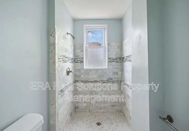 4616 Ward St — Photo 20