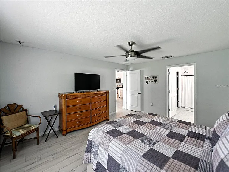 149 Cascade Bend Dr — Photo 36