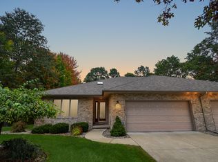 5513 Greenridge Dr #8, Midland, MI