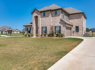 6048 Mango Dr, Sanger, TX 76266