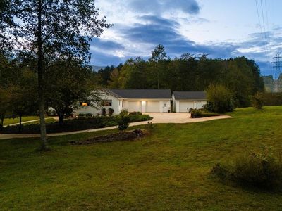620 Oak Grove Rd, Landrum, SC, 29356