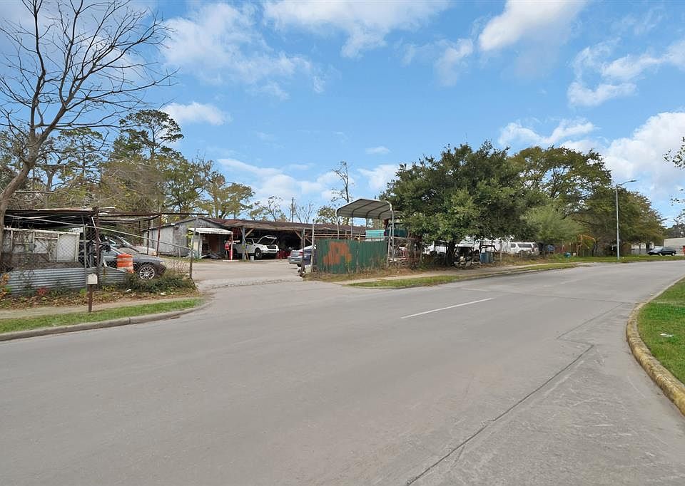 1st image of 10211 Irvington Blvd
