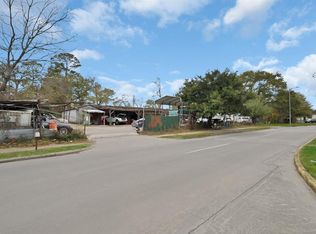 10211 Irvington Blvd, Houston, TX 77076