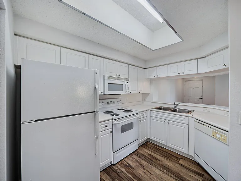 2725 Anzio Ct #107 — Photo 19