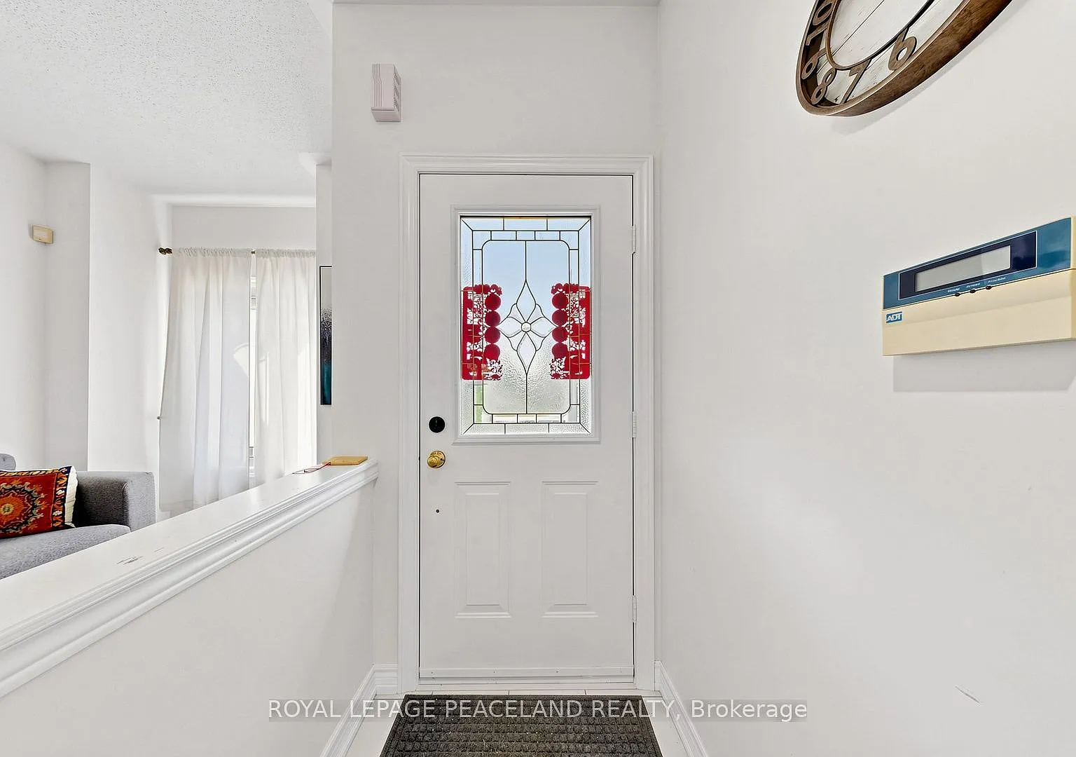 3 bed, $3,600 — Photo 2