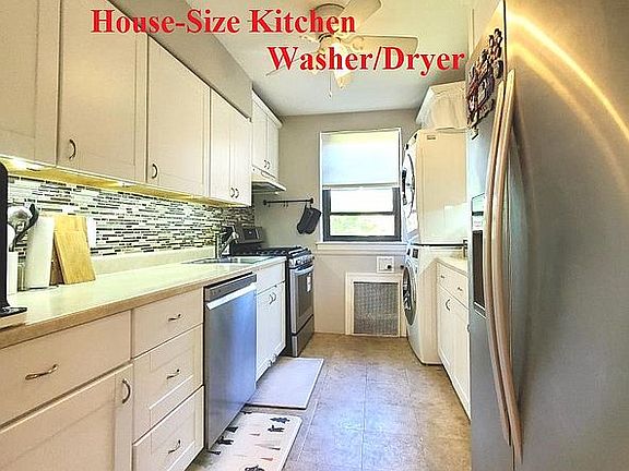 4th image of 191-15 39th Ave Unit 170