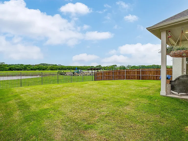 508 Sandpiper Ct — Photo 15
