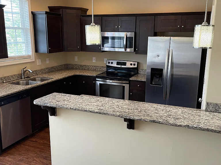 180 Rowse Dr #1 — Photo 5