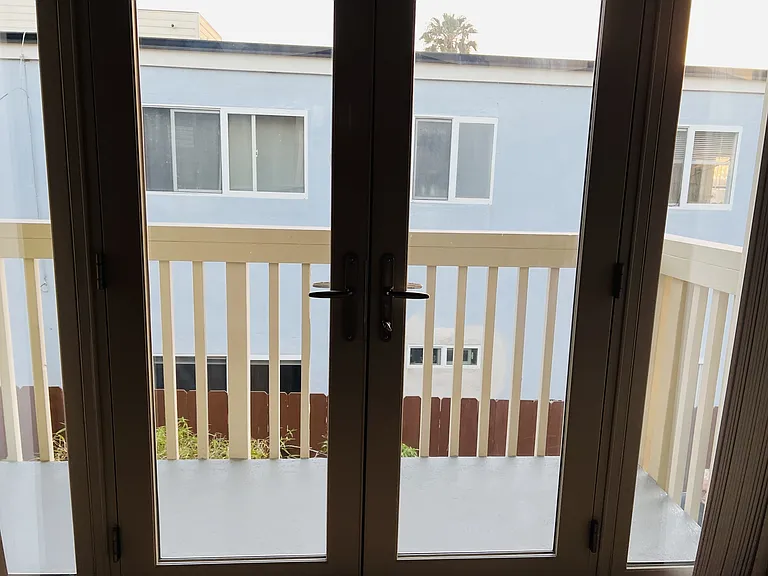 349 Playa Del Sur St — Photo 9