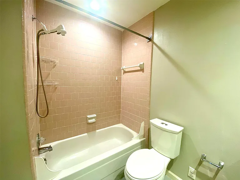 303 Desert Willow Ct — Photo 11