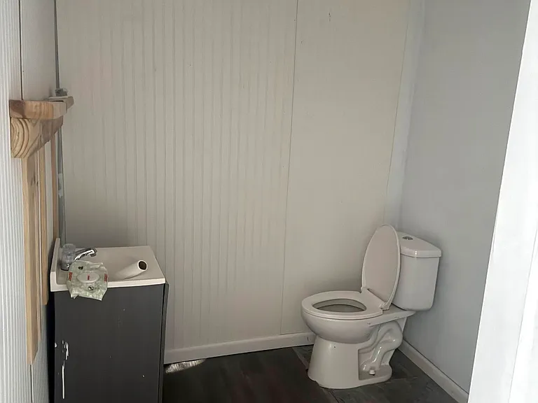 1522 W Widenham St — Photo 10