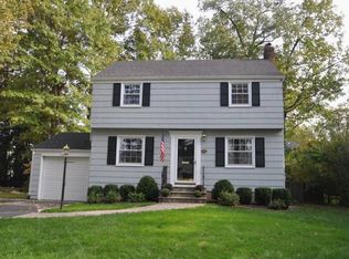 10 Lowell Ave, Summit, NJ 07901