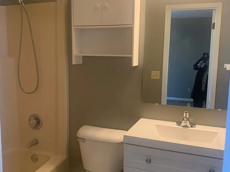 129 Blossom Dr — Photo 10