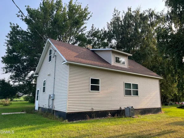 214 Main St, Crete, ND 58040