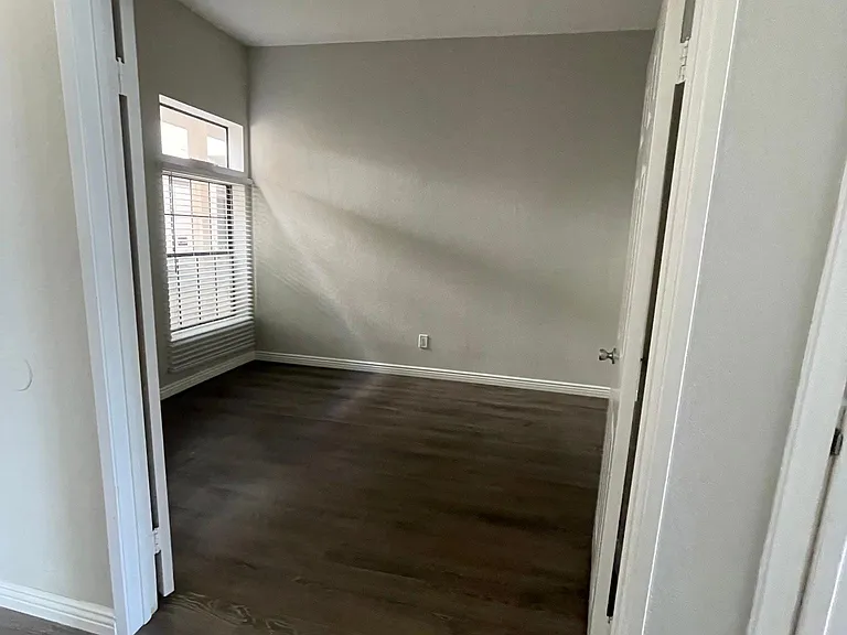 270 Dahlia Ave #10 — Photo 21