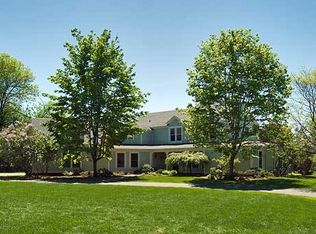 107 Wings Point Rd, Charlotte, VT 05445