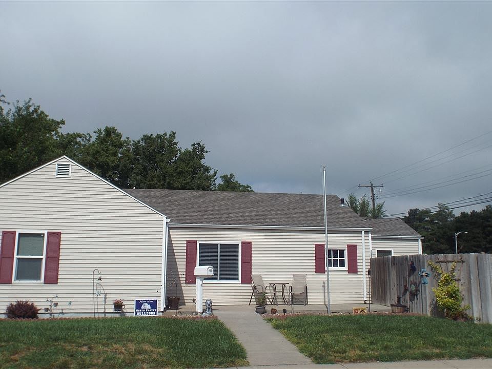 1st image of 1001 W 11th St