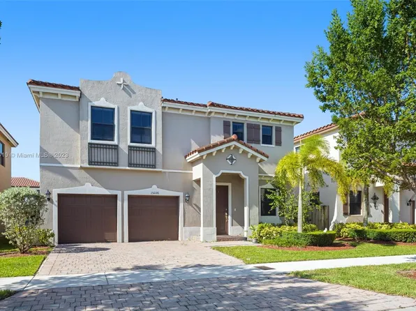 15226 SW 173rd Ln, Miami, FL 33187