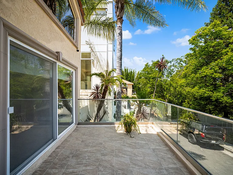 3751 Prestwick Dr — Photo 5