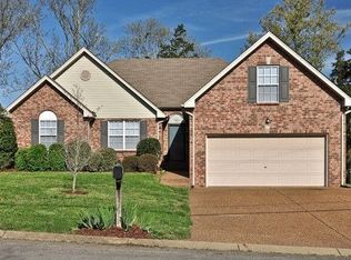 2537 Edinburgh St, Old Hickory, TN 37138