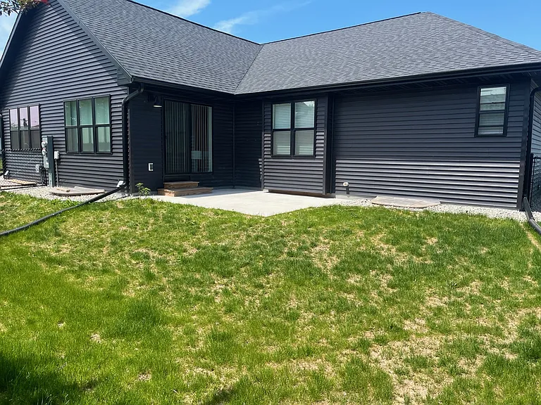 423 Founders Way — Photo 20