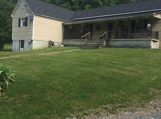 137 Kellys Tank Rd, Princeton, WV 24739