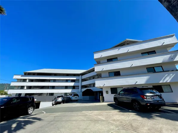 2860 Waialae Ave APT 218, Honolulu, HI 96826