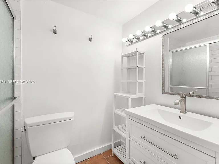 2600 NE 135th St #4E-A — Photo 17